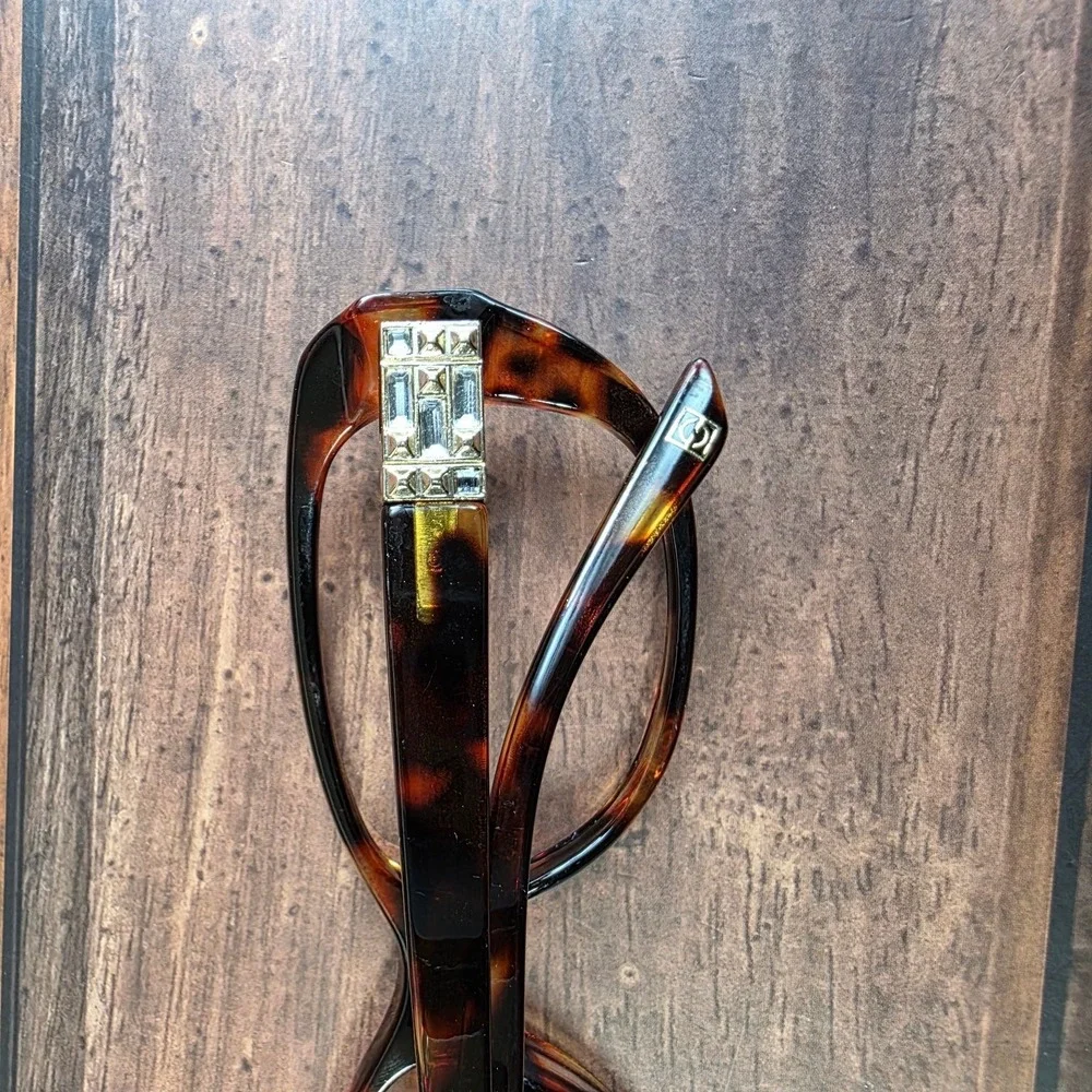 Foster Grant Women's Sunglasses Tortoise Cat Eye DG1018 Maren FWG FRAMES‎ ONLY